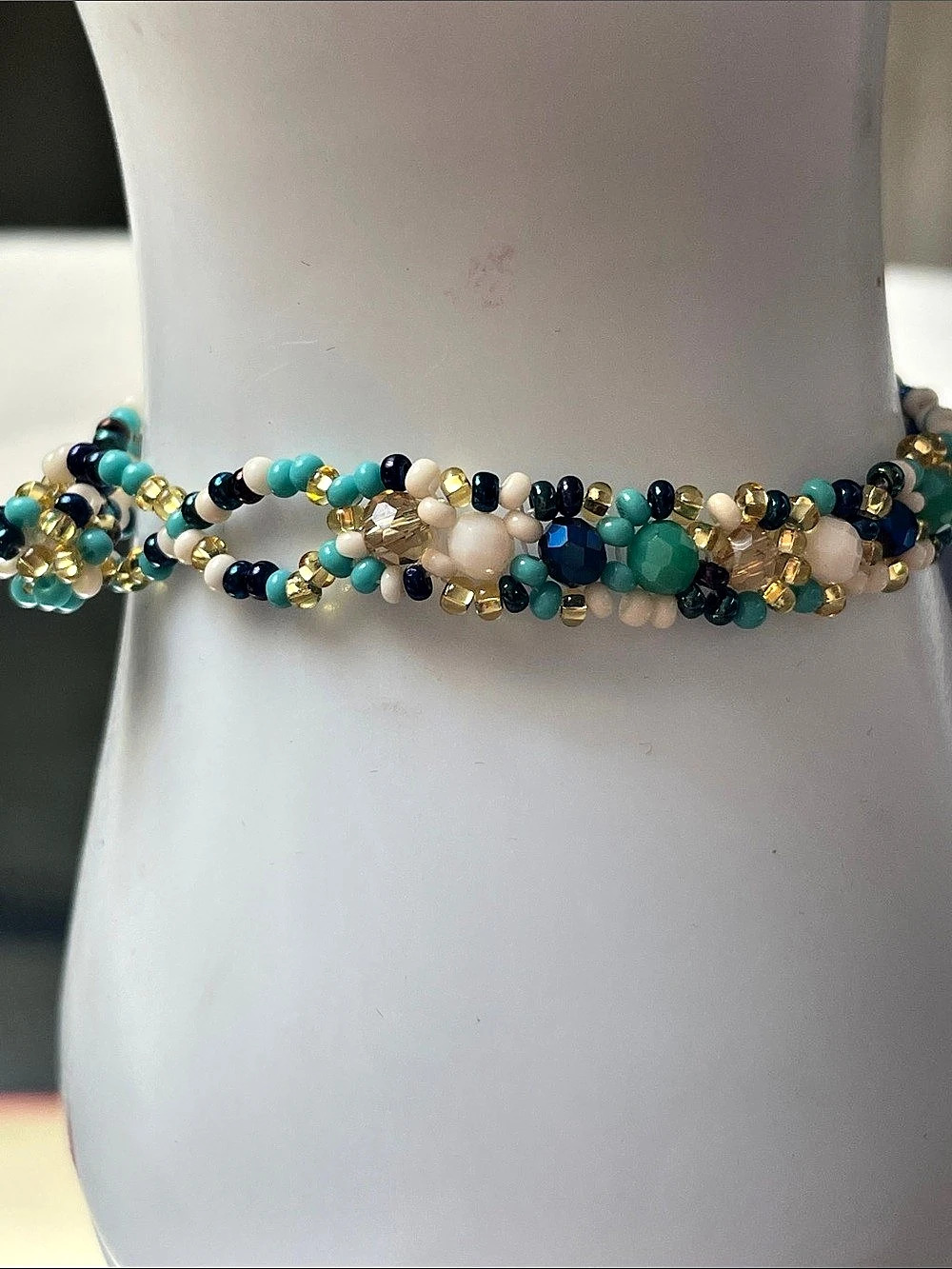 Handmade in Mexico Beaded Bracelet in Turquoise & Gold Size 6.5